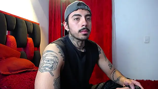 Snapshot of scockpion__ chatting on 04/11/26, 07:45 scockpion online show from 04/11/26, 07:45