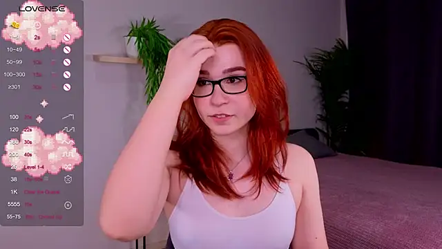 Anncouette  online show from 02/25/25, 07:42