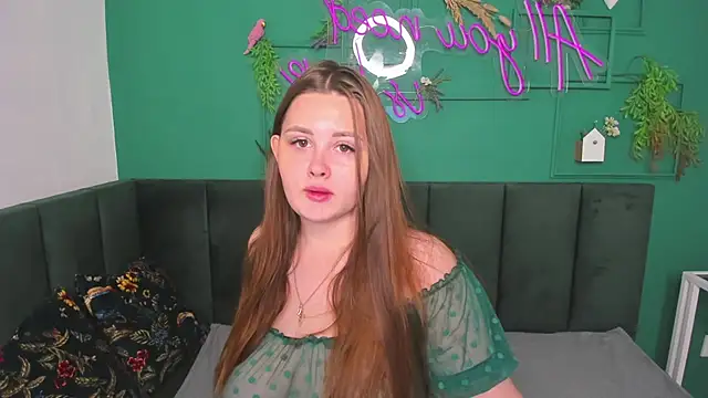 Snapshot of MargaretRoyy chatting on 09/24/25, 01:42 MargaretRoyy online show from 09/24/25, 01:42