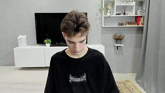 avegothy- online show from 02/08/25, 04:57