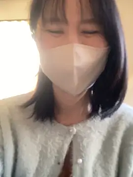 Snapshot of MURA-saki chatting on 02/14/25, 12:41 MURA-saki online show from 02/14/25, 12:41