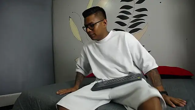 Saipadpuer30 online show from 02/09/25, 12:28