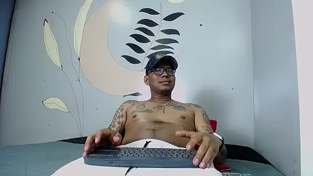 Saipadpuer30 online show from 02/13/25, 07:03