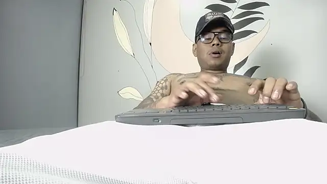 Saipadpuer30 online show from 02/15/25, 06:44