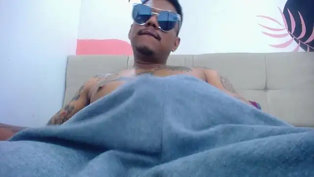 Saipadpuer30 online show from 03/09/25, 01:35