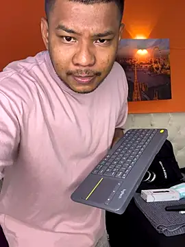 Saipadpuer30 online show from 09/13/25, 11:43