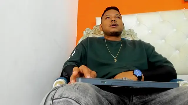 Saipadpuer30 online show from 09/18/25, 12:29