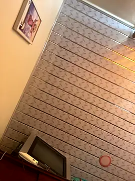 Saipadpuer30 online show from 10/14/25, 03:13