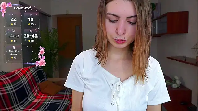 ErlinaBuoy online show from 10/27/25, 05:33