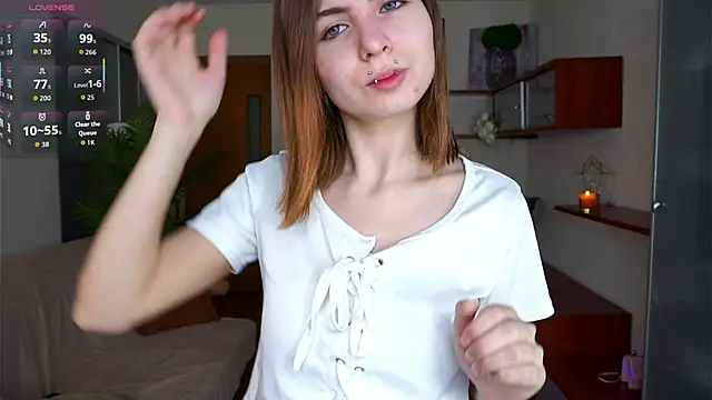 ErlinaBuoy online show from 11/07/25, 06:13