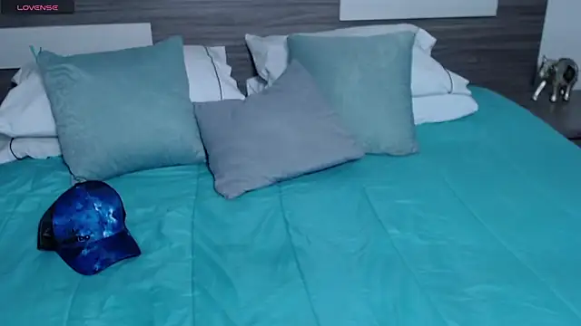 Liiamthompson online show from 02/11/26, 10:20