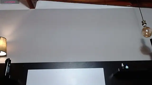 Liiamthompson online show from 04/17/26, 10:02