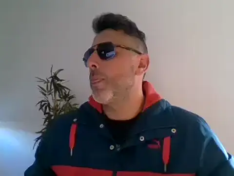 66MA69 online show from 02/25/25, 02:00