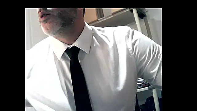 66MA69 online show from 04/12/26, 05:01