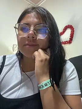 viccky vick online show from 03/10/25, 01:01