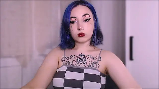 Snapshot of purplewitch chatting on 09/09/25, 04:06 purplewitch online show from 09/09/25, 04:06