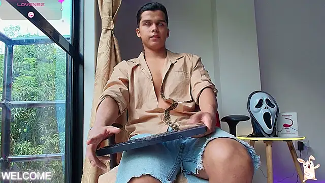 Dwayne Brown online show from 10/23/25, 01:21