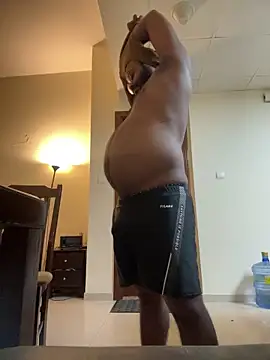 Snapshot of SoloChill chatting on 04/03/26, 12:30 SoloChill online show from 04/03/26, 12:30