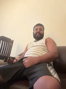 Snapshot of SoloChill chatting on 04/24/26, 04:04 SoloChill online show from 04/24/26, 04:04