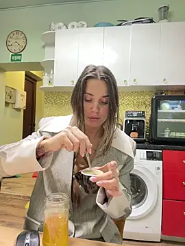 Anya-Ray online show from 02/08/25, 02:58