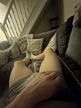 Snapshot of blueeyeblonde33 chatting on 02/15/25, 08:11 blueeyeblonde33 online show from 02/15/25, 08:11