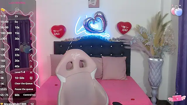 palmerfox tay online show from 03/17/25, 06:18