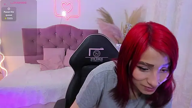 palmerfox tay online show from 09/18/25, 03:19