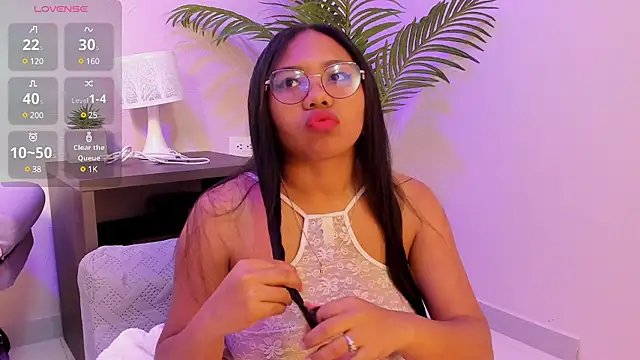 yeikafoxy online show from 02/06/25, 10:59