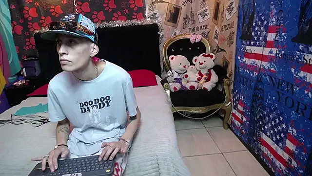 SimonAndJocelyn online show from 02/17/25, 01:25