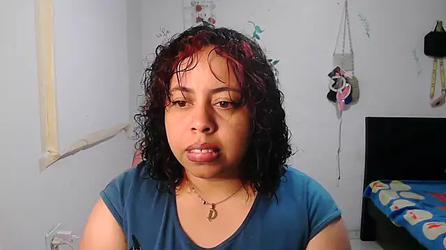 alexandraluv online show from 11/23/25, 07:24