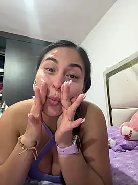 dulcehot 1502 online show from 02/25/25, 07:25