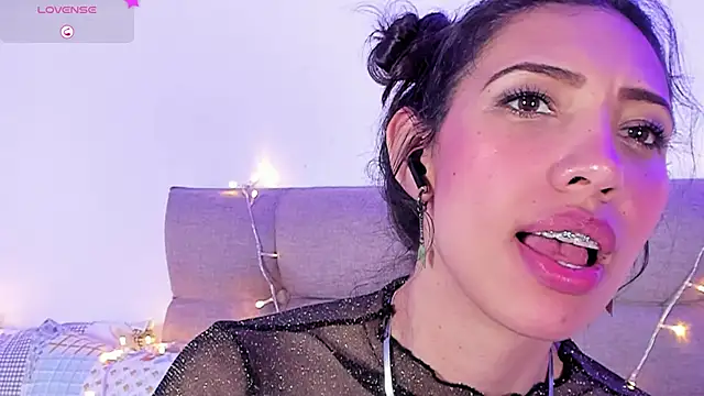 Miss veronicaa2 online show from 02/18/25, 06:26