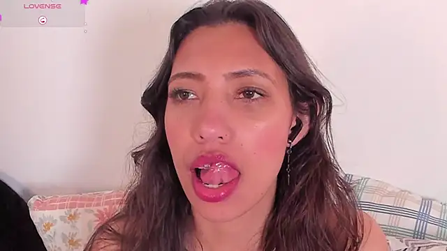 Miss veronicaa2 online show from 03/21/25, 05:12