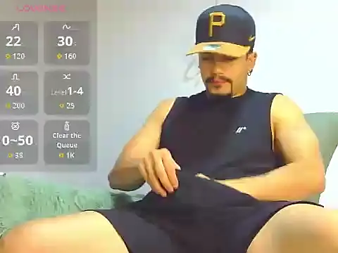 Snapshot of Keiviid chatting on 05/28/26, 11:29 Keiviid online show from 05/28/26, 11:29