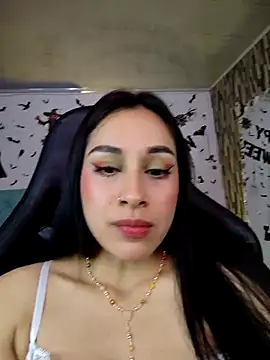 Snapshot of Marce0 chatting on 10/03/25, 02:19 Marce0 online show from 10/03/25, 02:19