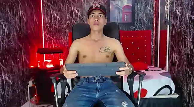 Dylan Milk online show from 01/31/25, 08:22