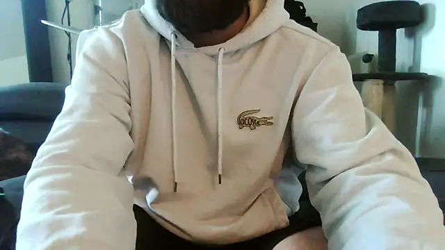 Snapshot of Zer_oki chatting on 02/21/25, 12:06 Zer oki online show from 02/21/25, 12:06