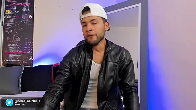Max Conor1 online show from 02/18/25, 11:33