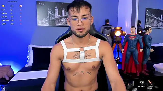 Snapshot of Max_Conor1 chatting on 03/21/26, 08:01 Max Conor1 online show from 03/21/26, 08:01