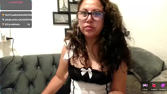 MirandaLatinaLovely online show from 10/26/25, 04:13