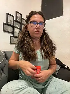 MirandaLatinaLovely online show from 11/07/25, 03:50