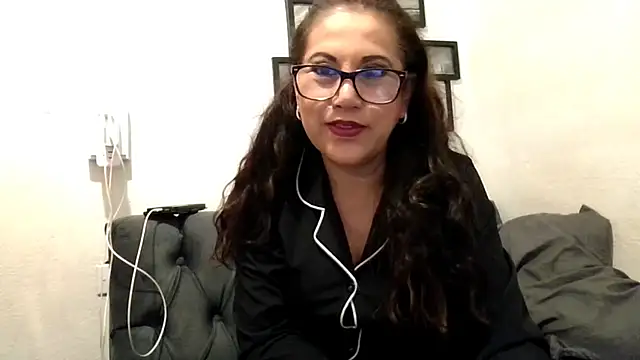 MirandaLatinaLovely online show from 01/16/26, 04:44