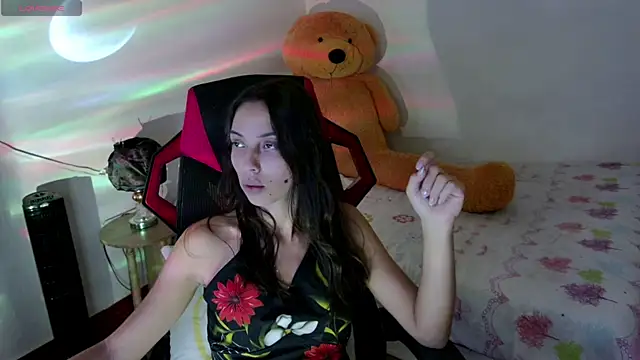 Snapshot of onissm chatting on 03/20/25, 07:04 onissm online show from 03/20/25, 07:04