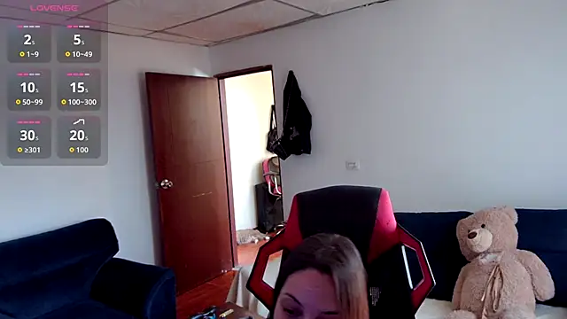 Snapshot of onissm chatting on 09/10/25, 07:14 onissm online show from 09/10/25, 07:14