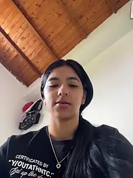 Snapshot of eva_roseee chatting on 03/15/26, 04:24 eva roseee online show from 03/15/26, 04:24