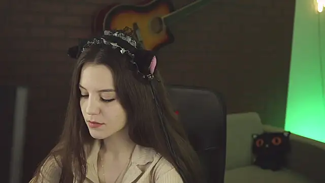 MilaStoyne online show from 02/12/25, 05:58