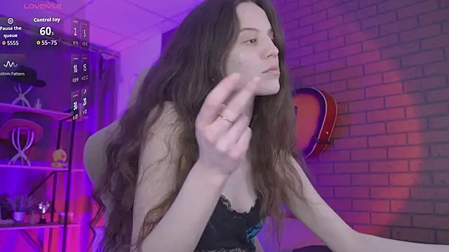 MilaStoyne online show from 03/20/26, 07:46