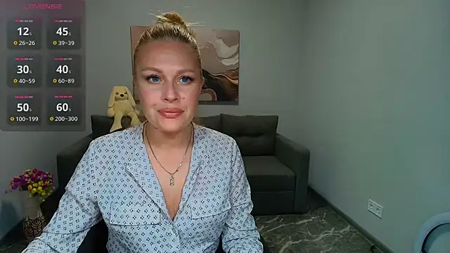 Mira Whites online show from 05/15/26, 12:23