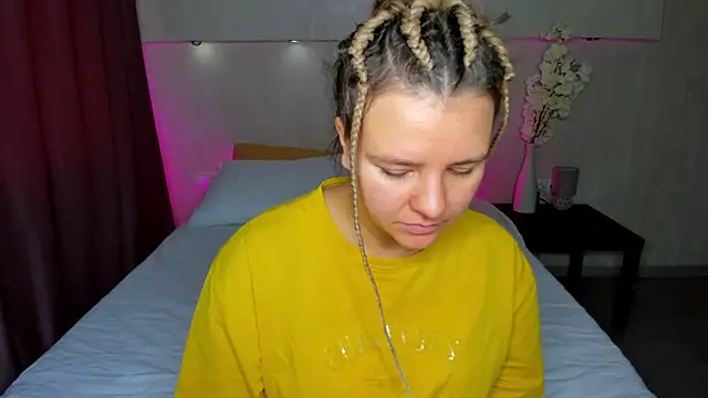 Snapshot of Jenny_Jimmy chatting on 10/26/25, 09:26 Jenny Jimmy online show from 10/26/25, 09:26