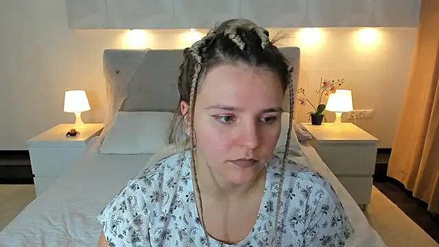 Snapshot of Jenny_Jimmy chatting on 10/29/25, 09:33 Jenny Jimmy online show from 10/29/25, 09:33